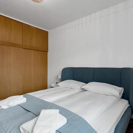 Modern 2br Flat In Appartamento *